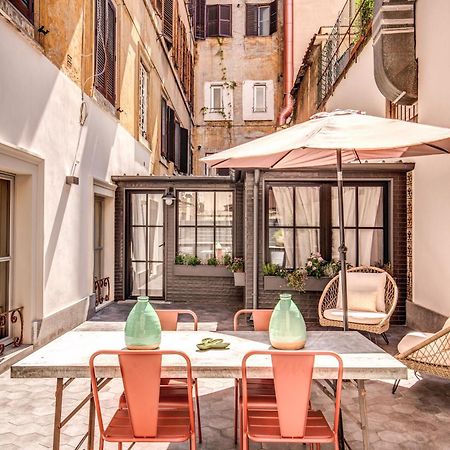 רומא Decharme Apartment With Terrace In Monti מראה חיצוני תמונה