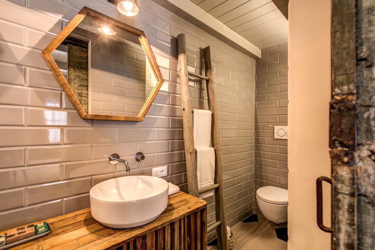 רומא Decharme Apartment With Terrace In Monti מראה חיצוני תמונה